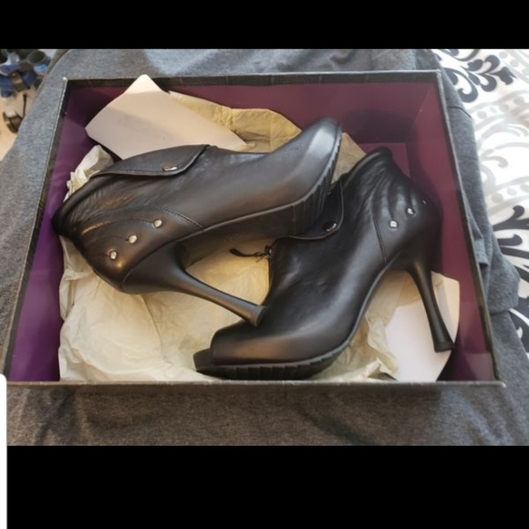 Booties - Picture 2 of 8